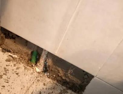 温宿楼顶漏水维修公司分享下修复水管漏水的几种小方法